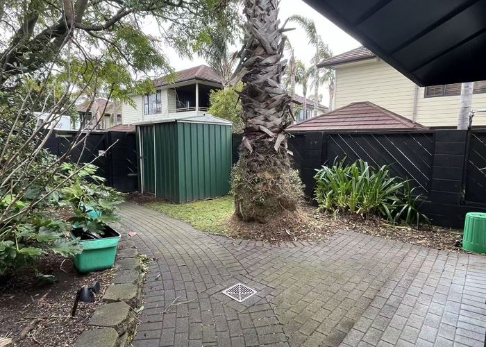  at 4/135 Bucklands Beach Road, Bucklands Beach, Manukau City, Auckland