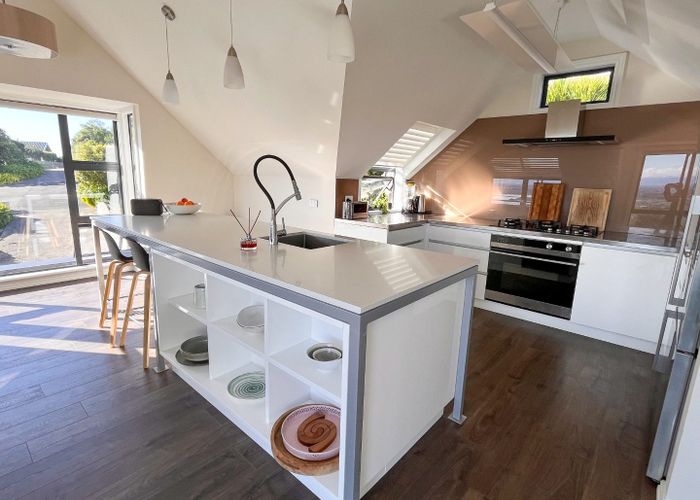  at 5 Luxton Place, Mount Pleasant, Christchurch City, Canterbury