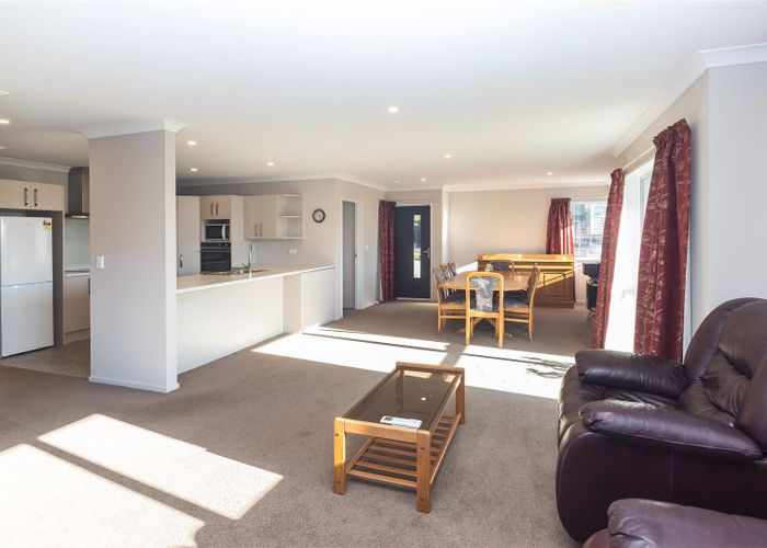  at 44/64 Port Hills Road, Heathcote Valley, Christchurch