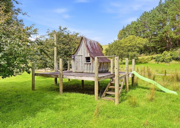  at 135 Surreydale Road, Pahiatua, Tararua, Manawatu / Whanganui