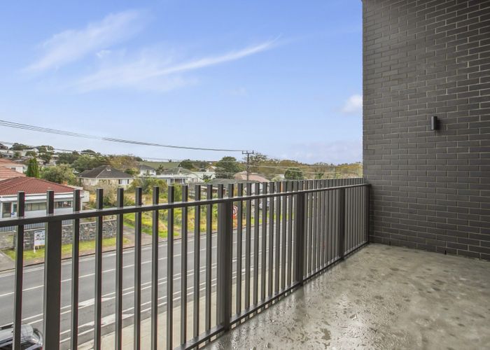  at 103/165 Lake Road, Northcote, North Shore City, Auckland