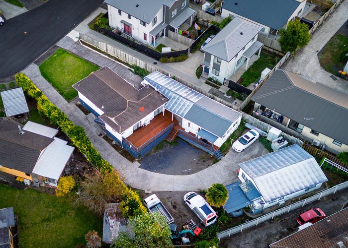  at 6 Holborn Place, Papatoetoe, Auckland