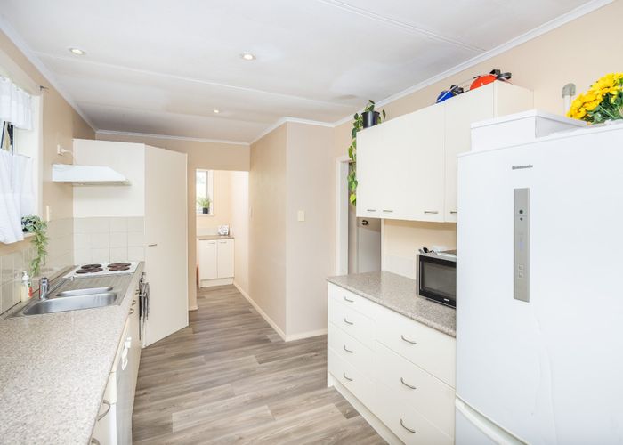  at 15 Wingate Street, Bader, Hamilton, Waikato