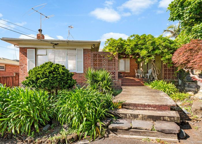  at 99 Wharf Road, Te Atatu Peninsula, Auckland