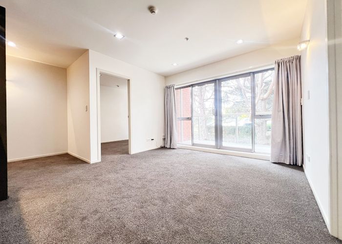  at 220/4 Wagener Place, Mount Albert, Auckland