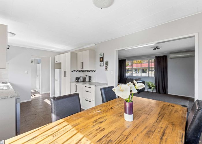  at 42 Rosendale Avenue, Spotswood, New Plymouth