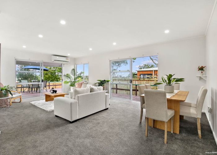  at 1/121 Titirangi Road, New Lynn, Auckland