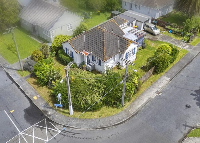  at 15 Raymond Terrace, Fairfield, Lower Hutt
