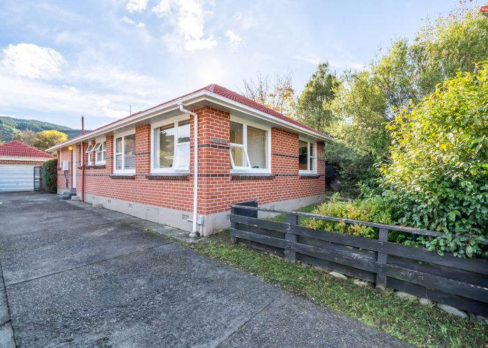  at 46 Whirinaki Crescent, Heretaunga, Upper Hutt