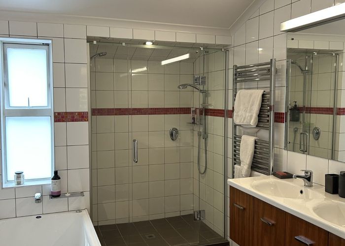  at 12 Glenmore St, Thorndon, Wellington, Wellington