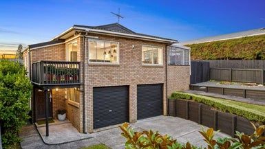  at 5 Sispara Place, Beach Haven, Auckland