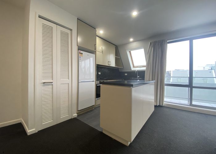  at 18/245 Montreal Street, City Centre, Christchurch City, Canterbury