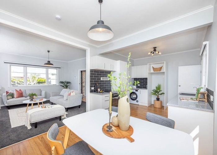  at 3 Brooklyn Road, Claudelands, Hamilton