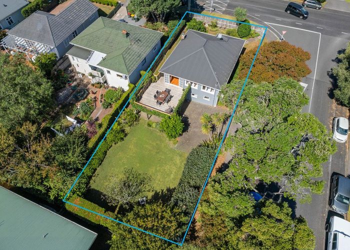  at 43 Harlston Road, Mount Albert, Auckland
