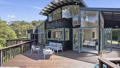  at 366E Huia Road, Titirangi, Auckland