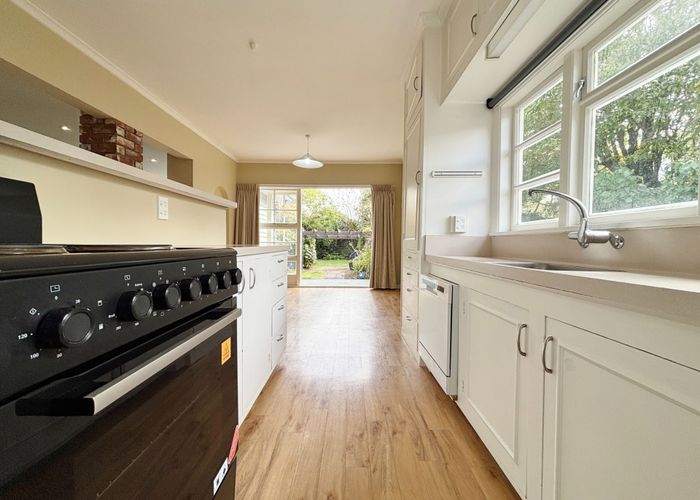  at 2/49 Ashgrove Tce, Somerfield, Christchurch City, Canterbury