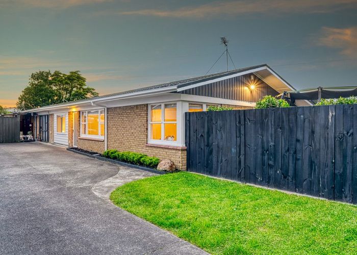  at 58A Edgewater Drive, Pakuranga, Auckland