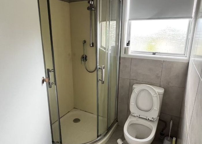  at 39 Awaruku Road, Torbay, North Shore City, Auckland