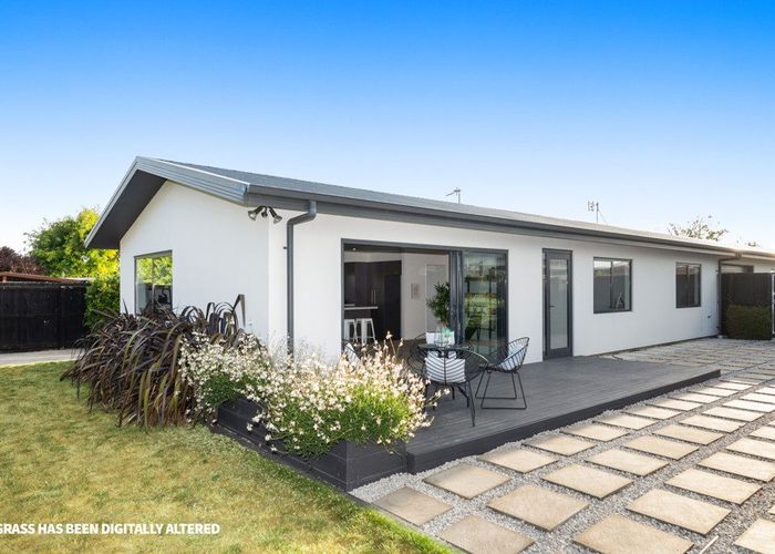  at 2/18 Lamorna Road, Parklands, Christchurch City, Canterbury