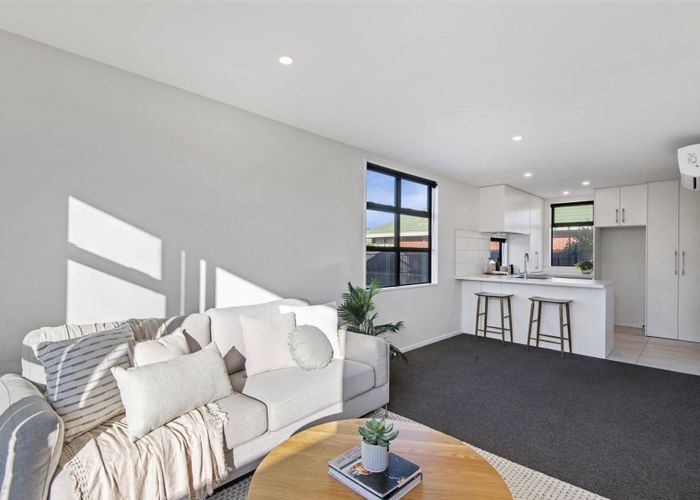  at 2/68 Barbour Street, Waltham, Christchurch City, Canterbury