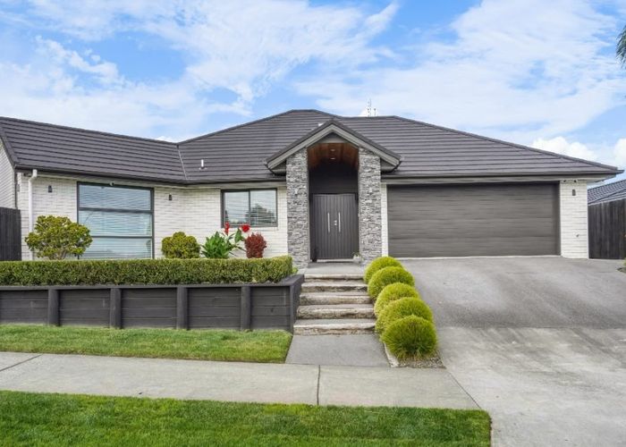  at 89 Cumberland Drive, Flagstaff, Hamilton