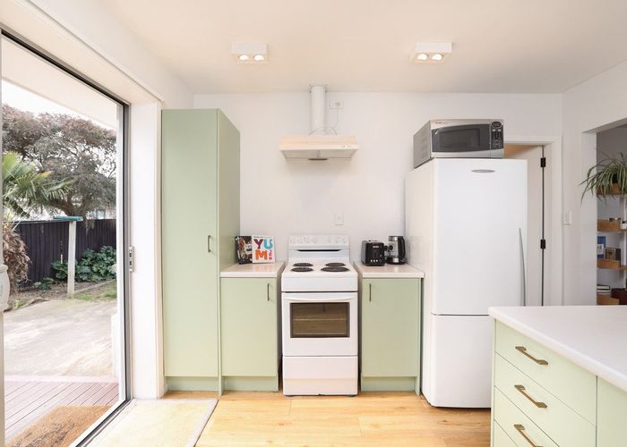  at 82 Pacific Road, North New Brighton, Christchurch