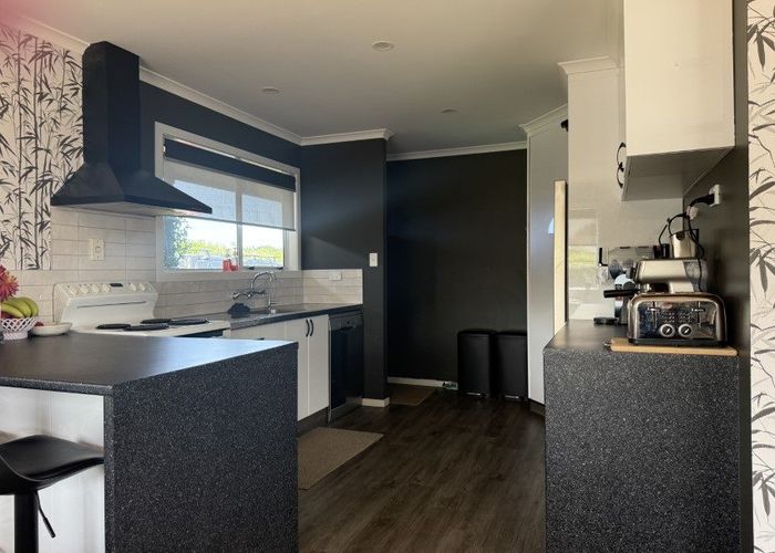  at 5769 South Road, Opunake, South Taranaki, Taranaki