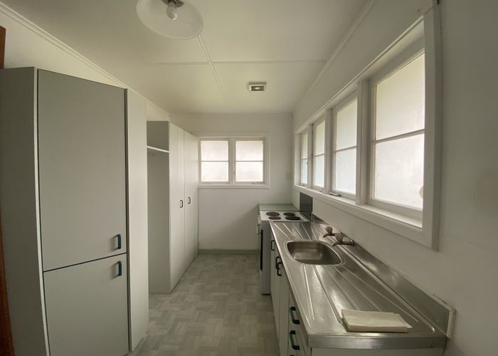  at 8 Firth Street, Hamilton East, Hamilton, Waikato