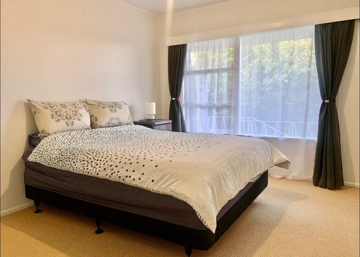  at 1/22 Margaret Place, Milford, Auckland