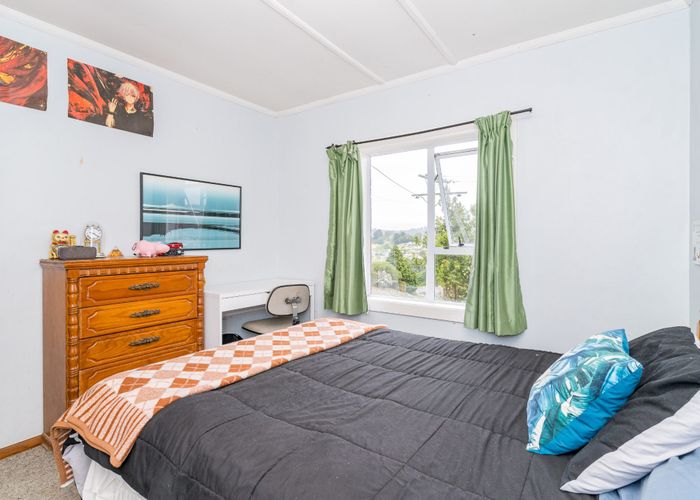  at 32 Kirkland Street, Green Island, Dunedin