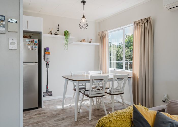  at 4 Beadle Place, Saint Andrews, Hamilton, Waikato