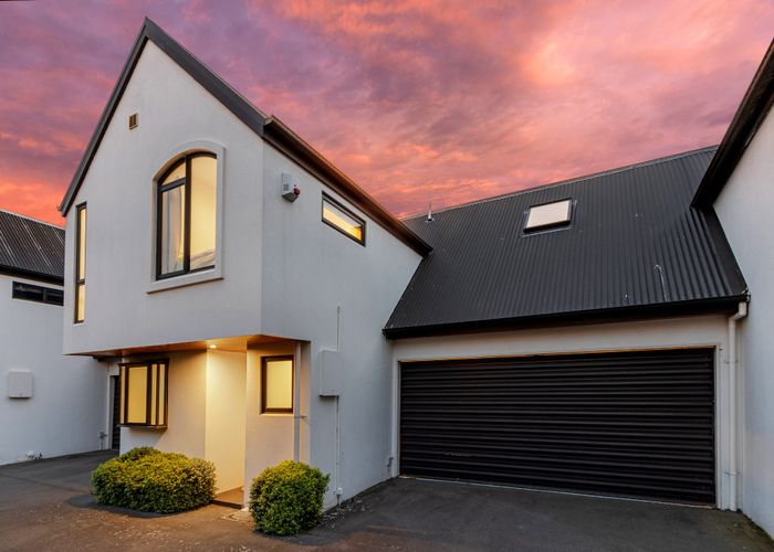  at 2/15 Ayr Street, Riccarton, Christchurch City, Canterbury