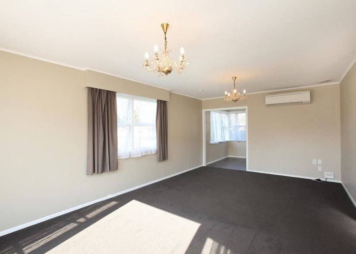  at 7 Dalesford Street, Silverdale, Hamilton, Waikato