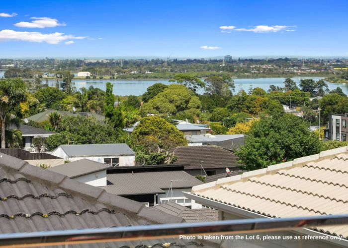  at Lot 2, 27 Grassways Avenue, Pakuranga, Manukau City, Auckland