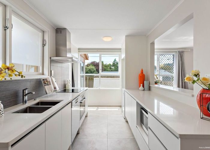 at 95 Barrack Road, Mount Wellington, Auckland