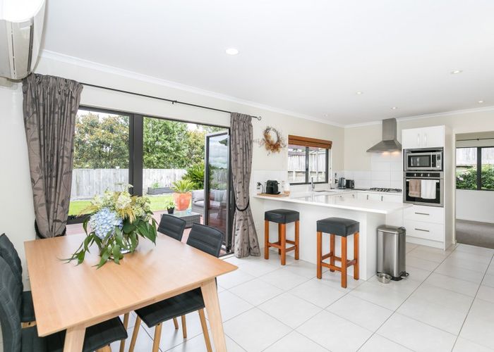  at 71 Ayrshire Drive, Grandview Heights, Hamilton