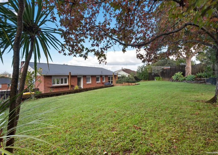  at 19 Hartley Terrace, Massey, Auckland