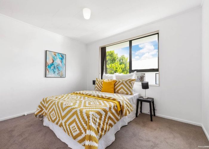  at 3 Ebony Place, Massey, Auckland