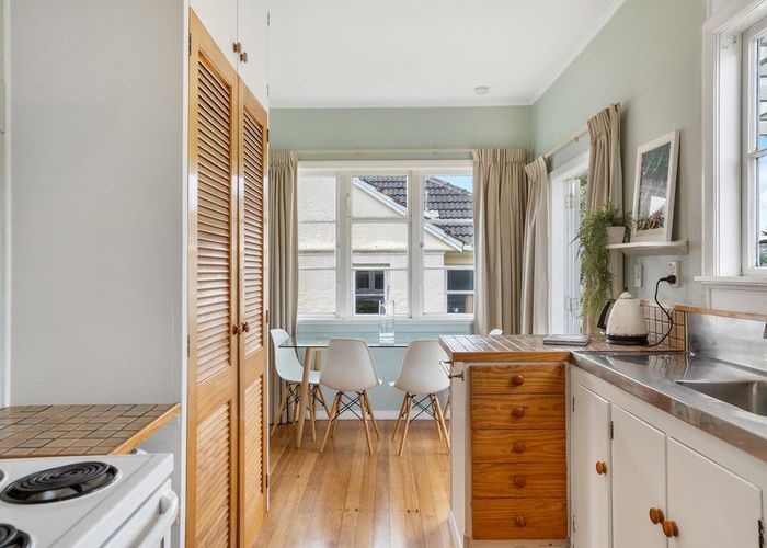  at 6 Daventry Street, Waterview, Auckland City, Auckland