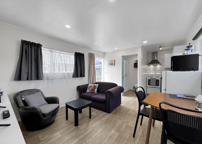  at 43 Tauhinu Road, Miramar, Wellington, Wellington