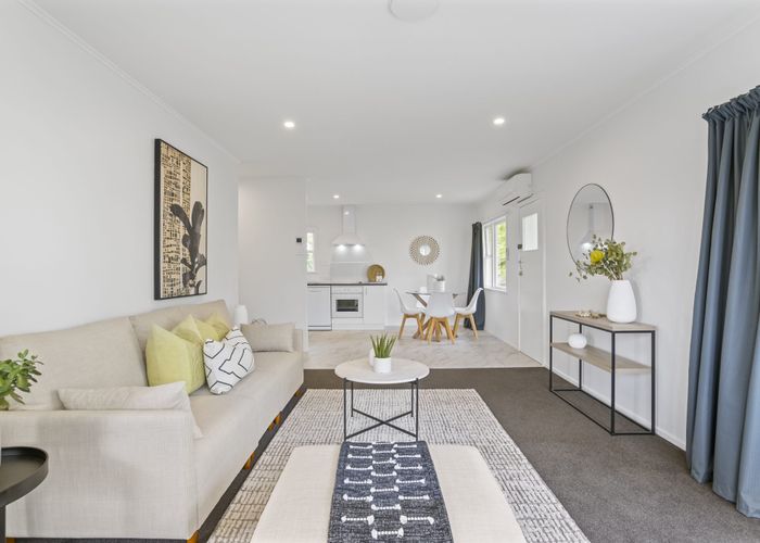  at 4/52 St Michaels Avenue, Point Chevalier, Auckland