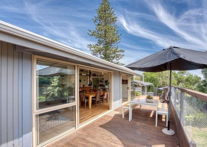  at 44A Tasman Road, Otaki Beach, Kapiti Coast, Wellington