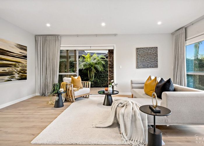  at 284E Schnapper Rock Road, Albany, North Shore City, Auckland