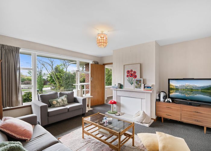  at 2 Aileen Place, Upper Riccarton, Christchurch