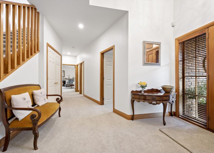  at 2/131 Woburn Road, Woburn, Lower Hutt
