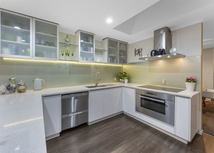  at 8 Sapphire Grove, Birchville, Upper Hutt