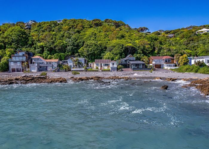  at 17 Moana Road, Plimmerton, Porirua, Wellington