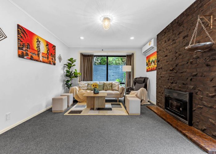  at 7 Golf Road, New Lynn, Waitakere City, Auckland