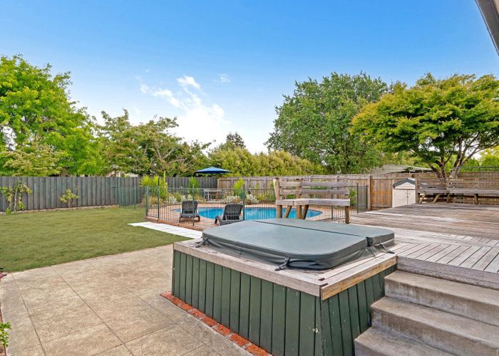  at 121 Essex Street, Masterton