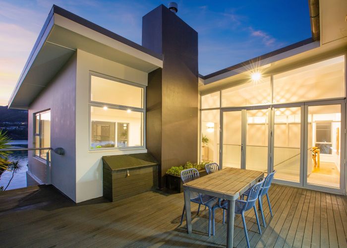  at 40 Seaview Road, Paremata, Porirua, Wellington